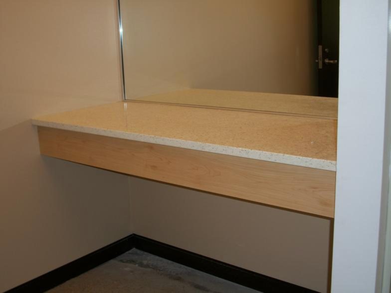 Maple wall-hung work surface
